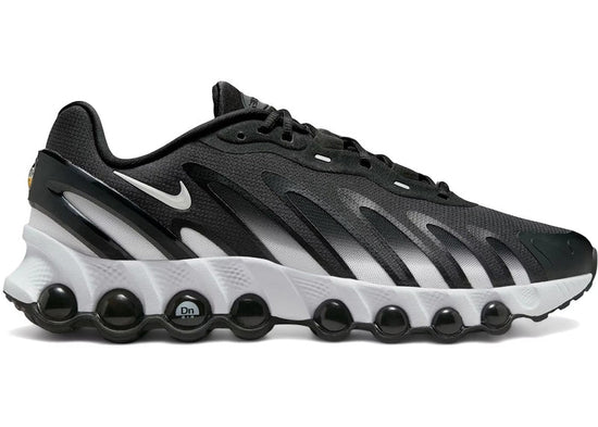NIKE AIR MAX Dn8