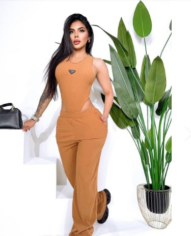 SET Body y pantalón PRADA