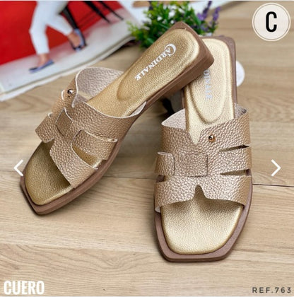 Sandalia en Cuero
