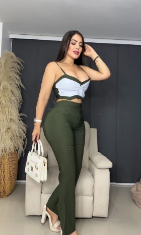 Conjunto de 2 prendas Pantalón y Blusa